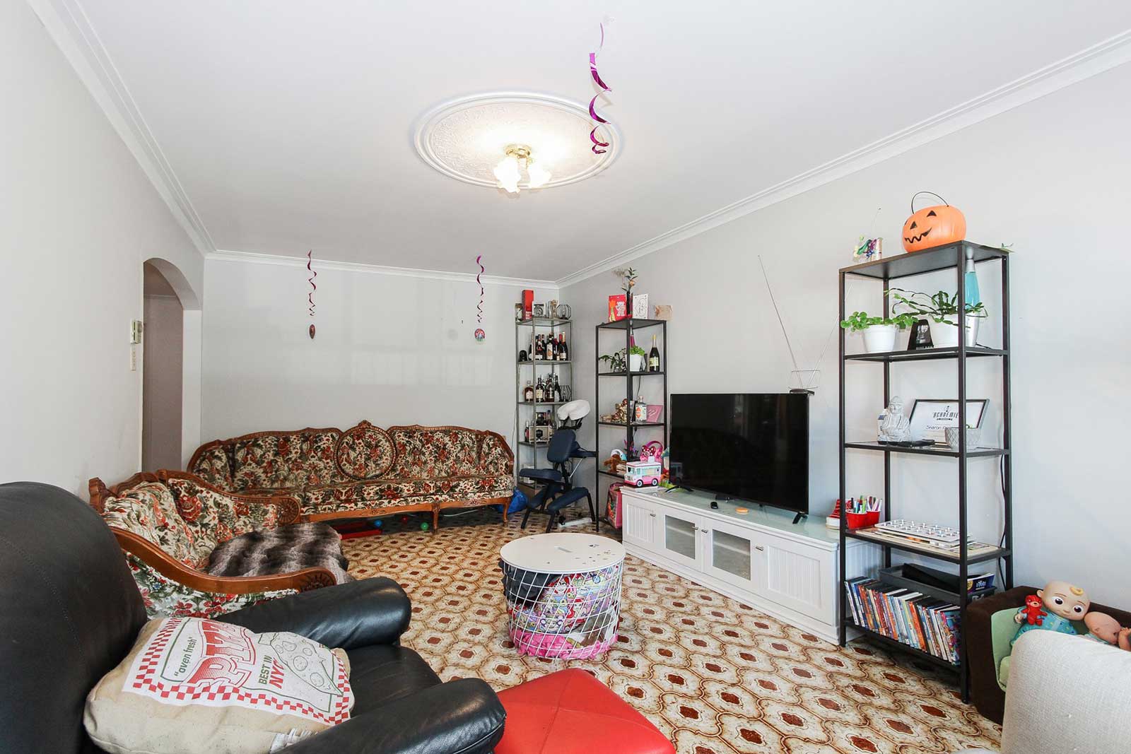 7340 Rue de l’Élysée Saint-Léonard Montréal, H1S2, 3 Bedrooms Bedrooms, ,2 BathroomsBathrooms,Apartment,For Sale,7340 Rue de l’Élysée Saint-Léonard Montréal , H1S2,1014