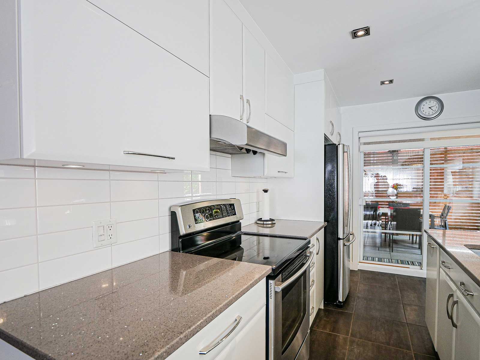 461 32e Avenue LaSalle Montréal, H8P2X3, 3 Bedrooms Bedrooms, ,2 BathroomsBathrooms,Apartment,For Sale,461 32e Avenue LaSalle Montréal , H8P2X3,1018