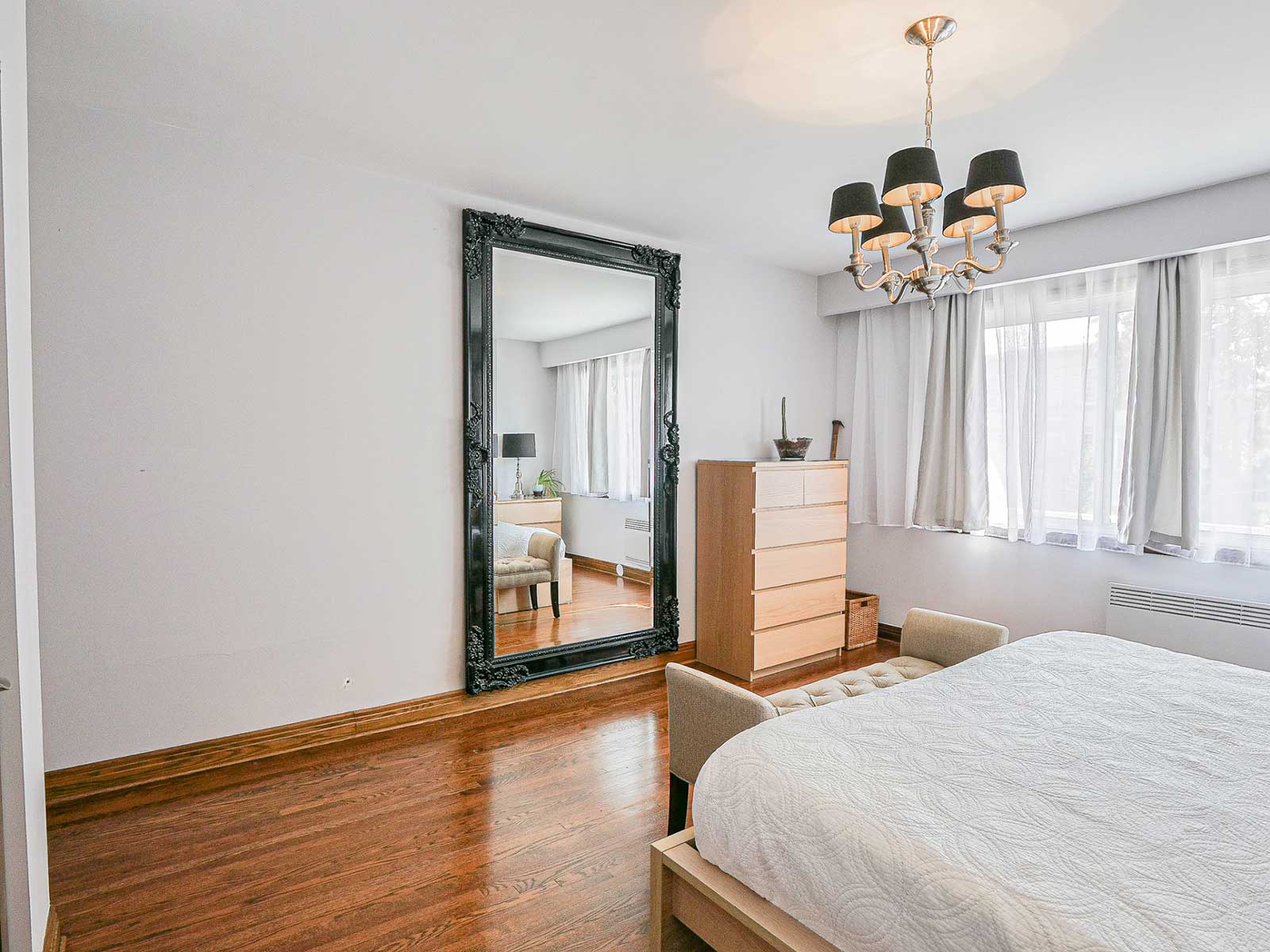 461 32e Avenue LaSalle Montréal, H8P2X3, 3 Bedrooms Bedrooms, ,2 BathroomsBathrooms,Apartment,For Sale,461 32e Avenue LaSalle Montréal , H8P2X3,1018