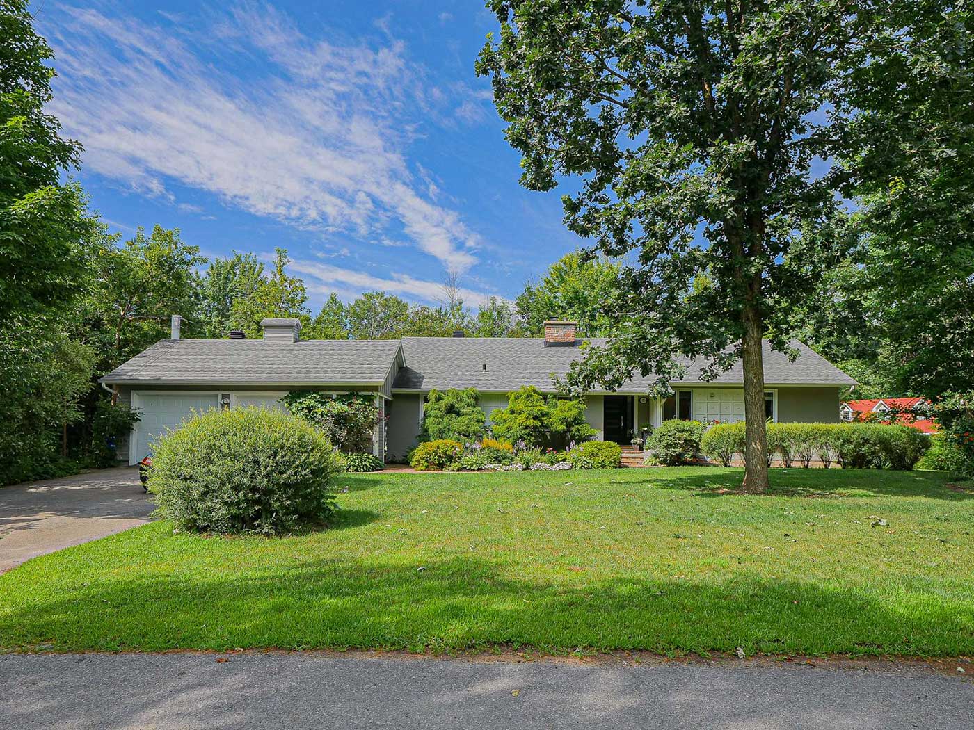 72 Rue Wilkinson Hudson, J0P1H0, 3 Bedrooms Bedrooms, ,1 BathroomBathrooms,Villa,For Sale,72 Rue Wilkinson Hudson, J0P1H0,1008